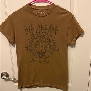 Def Leppard Brown Short Sleeve Tee